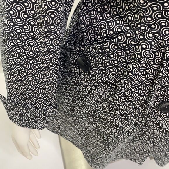 Cute Stylish Jacket - Picture 3 of 5